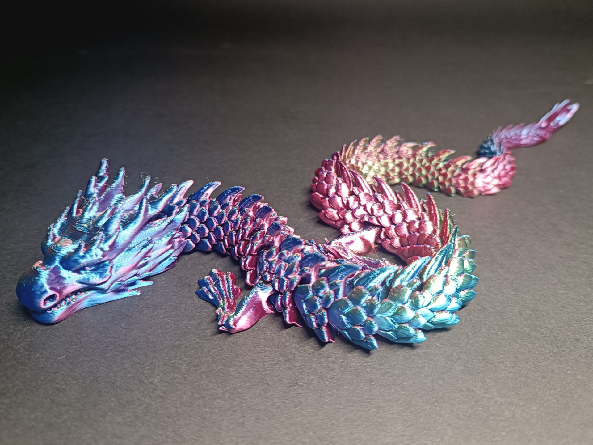 Miniatura 1 do modelo 3D 霸气可动关节龙