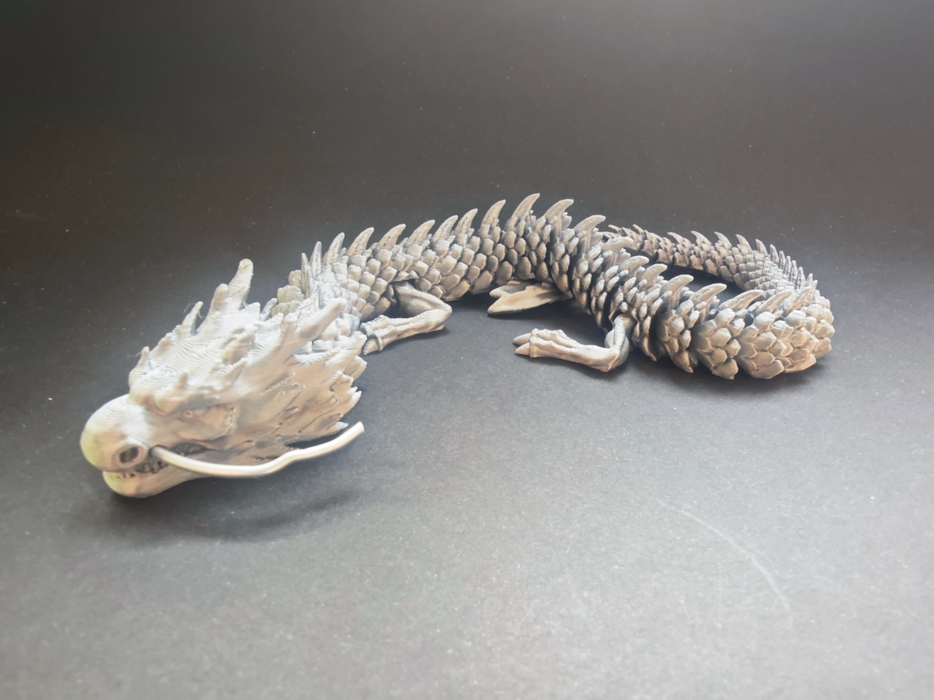 Miniatura 2 do modelo 3D 霸气可动关节龙