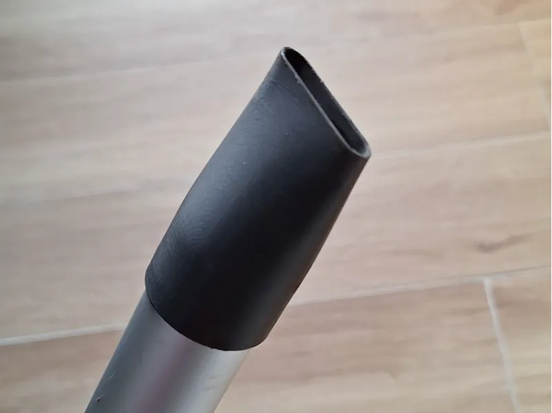 Ash vacuum nozzle for pellet stove 