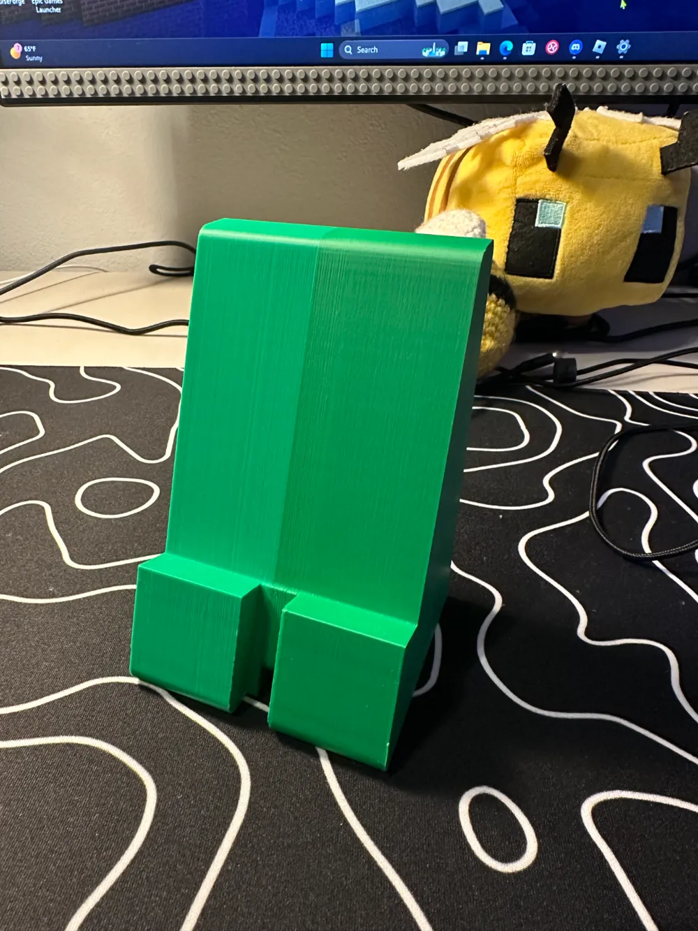 Phone Stand V2 - Free 3D Print Model - MakerWorld