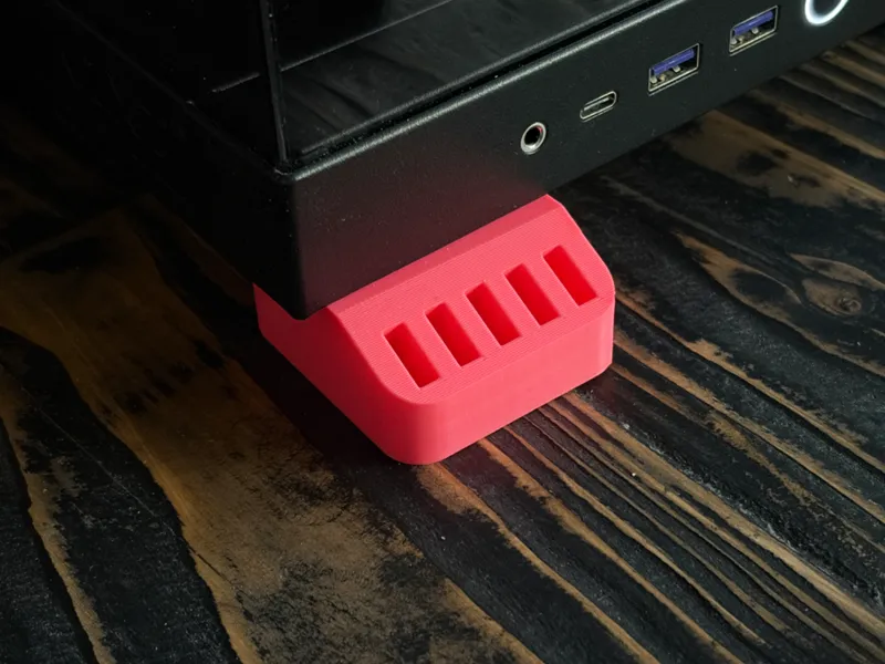 NZXT H6 Flow USB holder