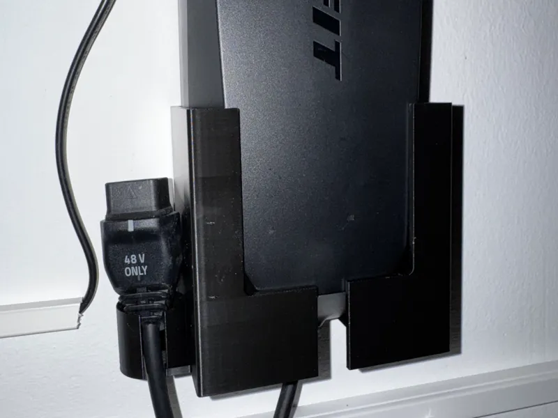Wall mount eBike FIT Fast Charger Pinion