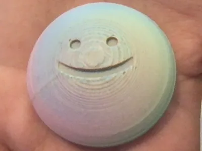 Fingerfrisbee - a disc for your digits!
