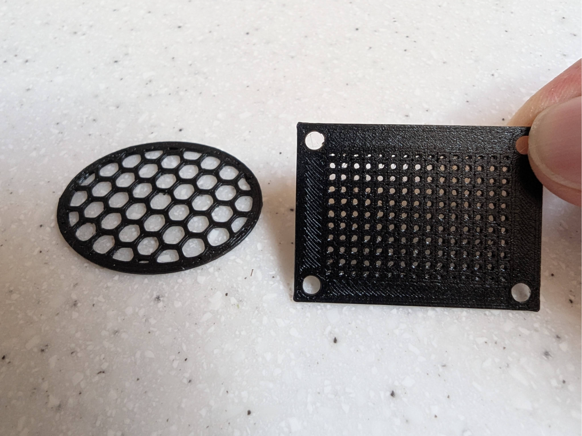 Parametric Customizable Mesh Panel Grate Generator
