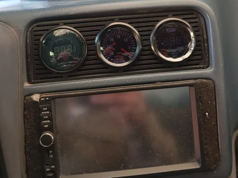 FORD SIERRA GAUGE HOLDER