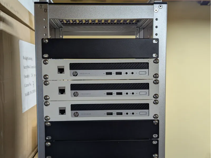 HP G4 400 10-inch 1U Rackmount bracket w/ keystone