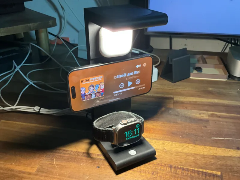 Apple Multi Charger with nightlight