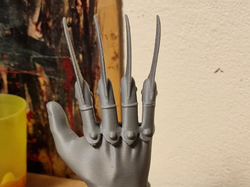 Freddy krügers arm