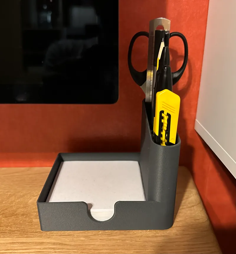 Desk Organiser/Pen Pot With Notes Holder