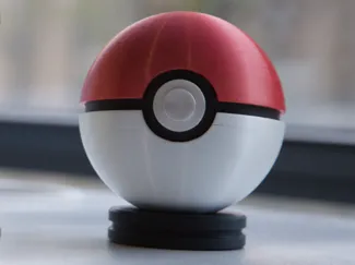 Screen Accurate Pokéball (Filament Hinge/Snap-Fit)