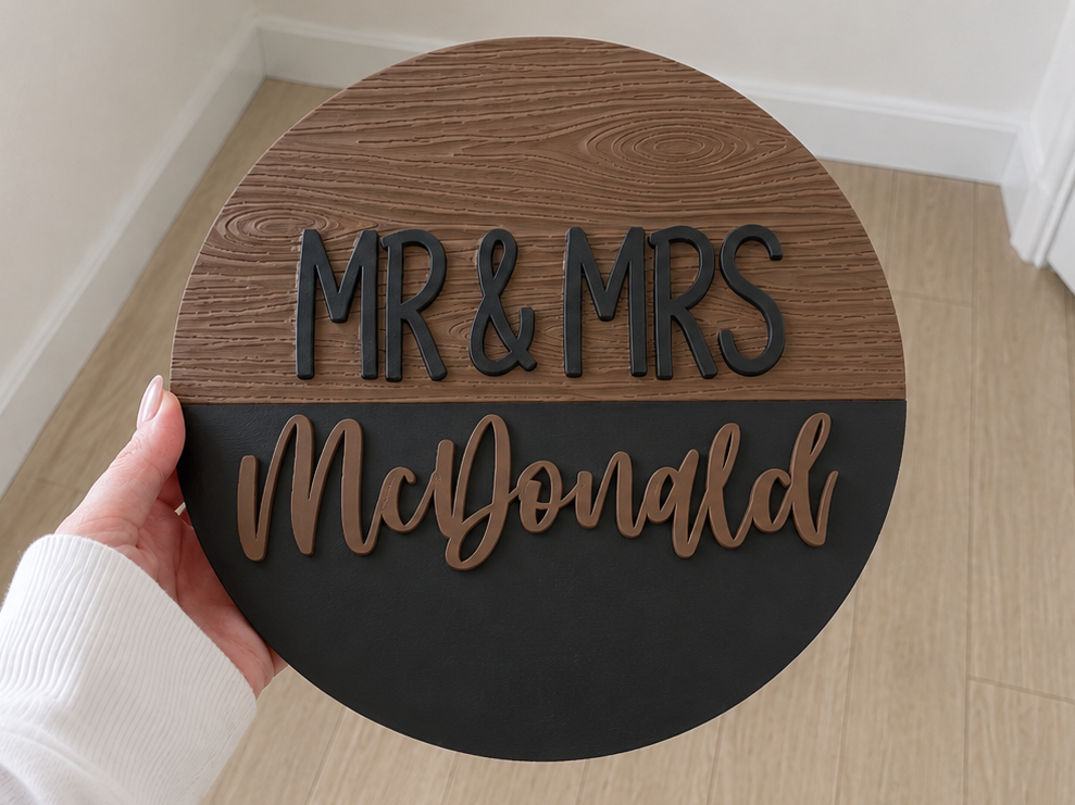 Custom Personalised Wood Grain Effect Round Plaque - 1