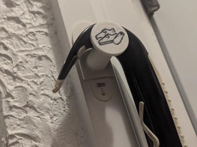 IKEA Shoe Horn Hanger (no AMS needed)