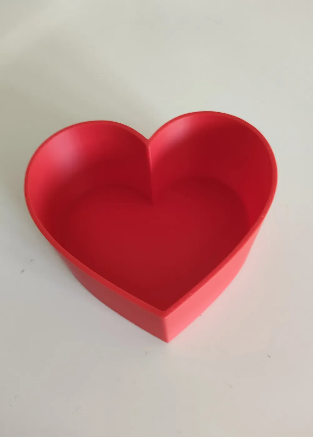 Heart box with lid editable text - Free 3D Print Model - MakerWorld
