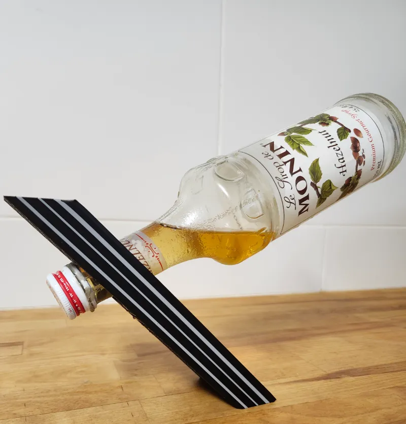 gravity wine bottle holder "prime tower"