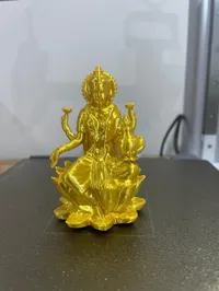 Lakshmi, déesse de la fortune, sur un lotus — photo 2