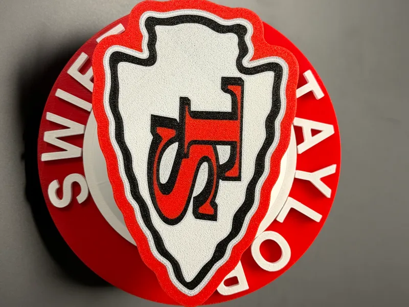 Taylor Swift/Chiefs Spinner Hype Chain