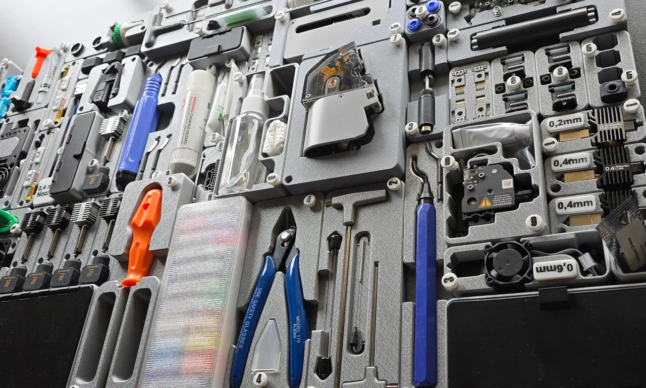 UMSS - Universal Modular Storage System view 3