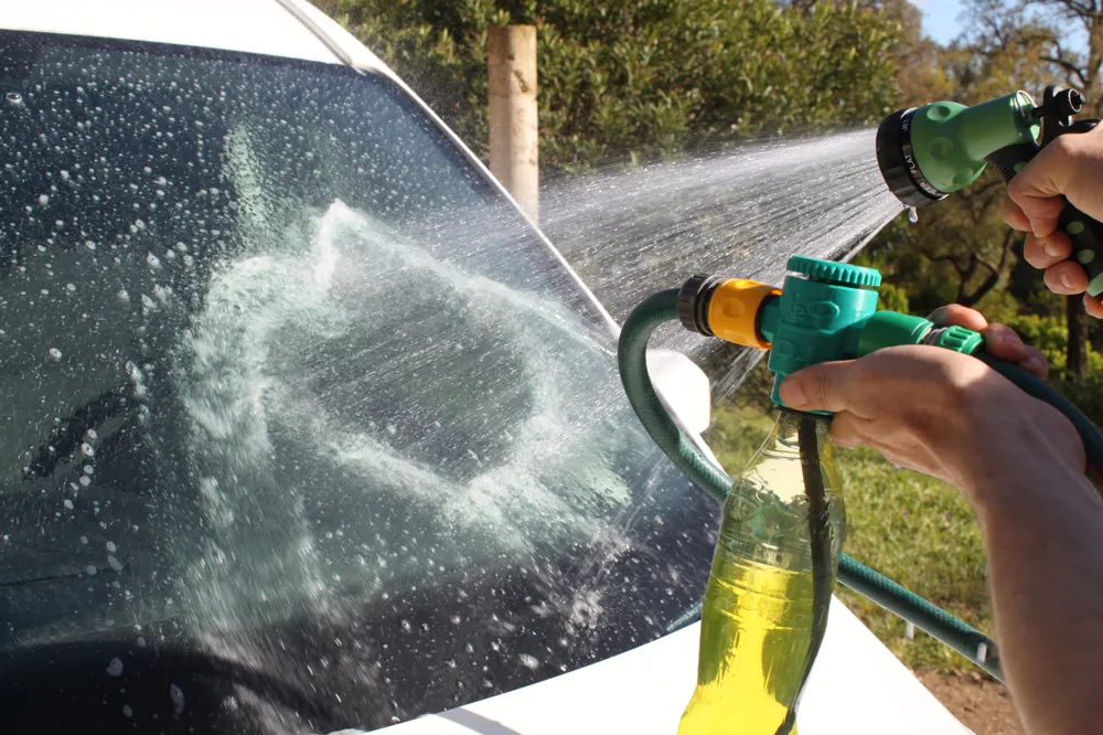 Spruzzatore Per Tubo Da Giardino 8 In 1 Con Serbatoio Sapone - Ugello Ad Alta Pressione Con 8 Modalità Di Getto, Per Lavare Auto, Piante E Animali - 2