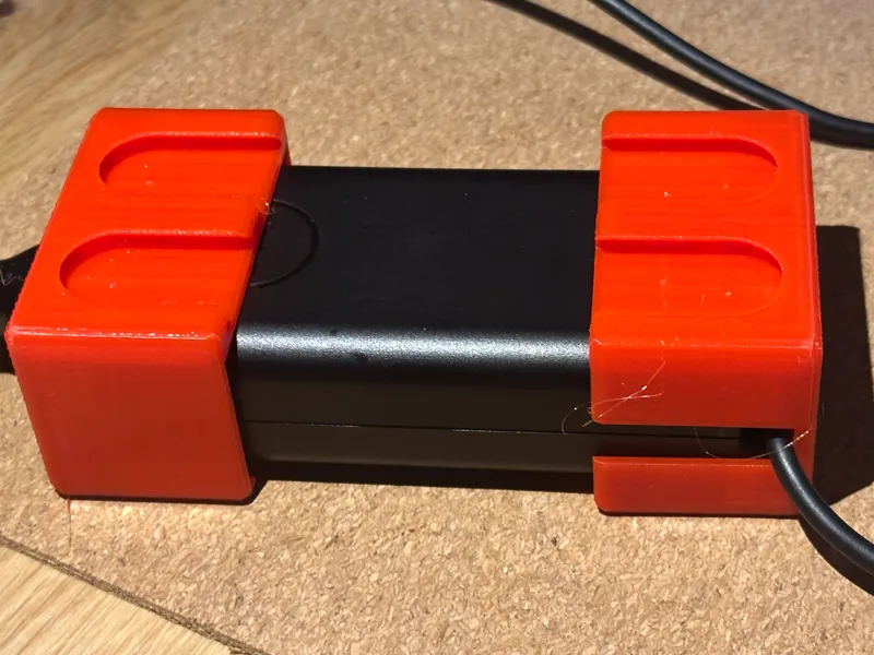 Underware 2.0 Dell 65w charger holder