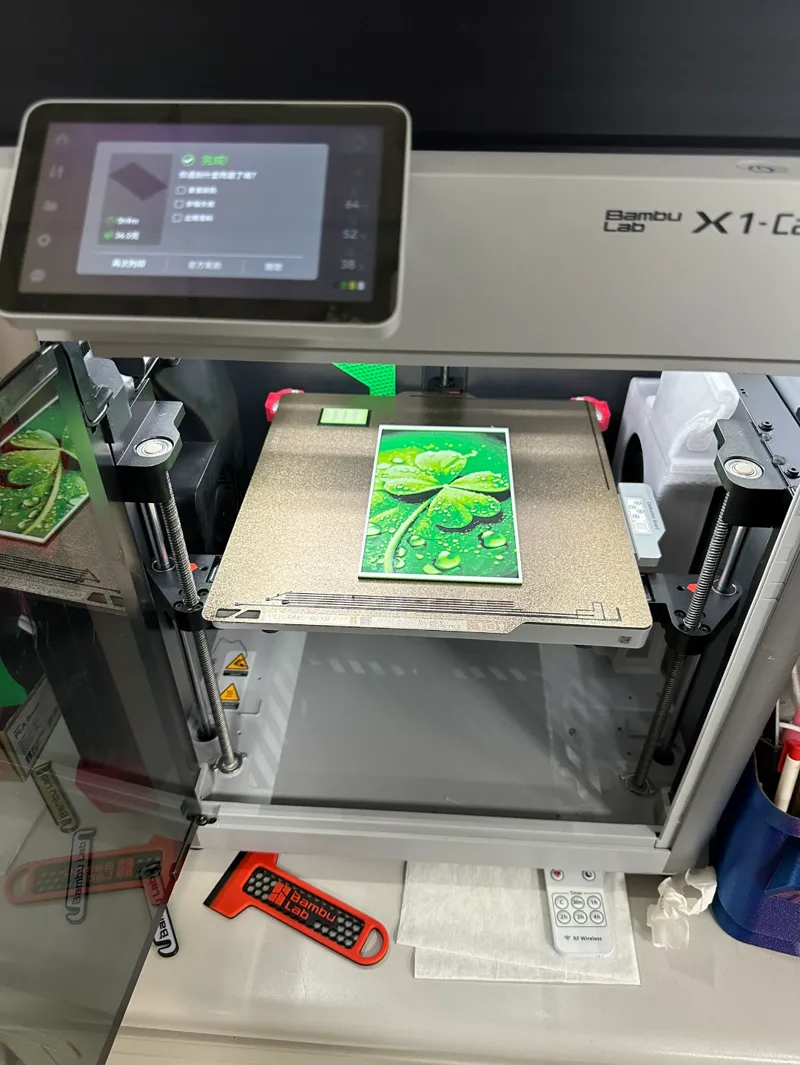 Four color clover