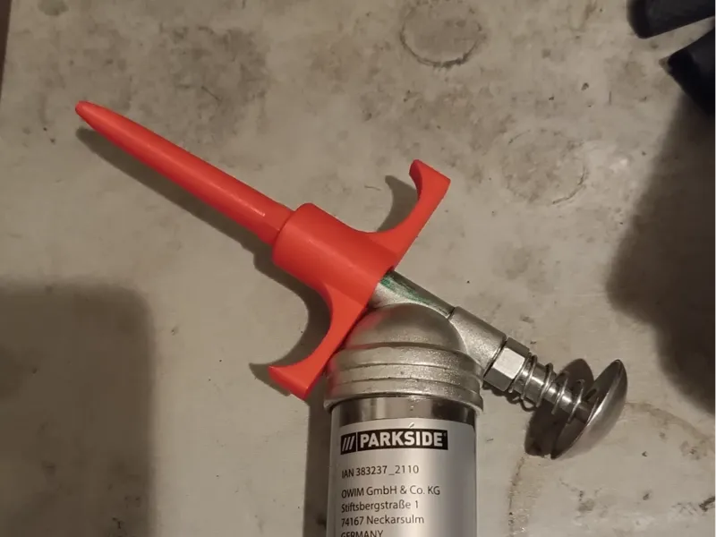 Grease gun nozzle adapter + finger flanges