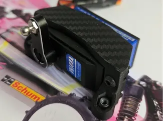 Low profile servo mount for C2W