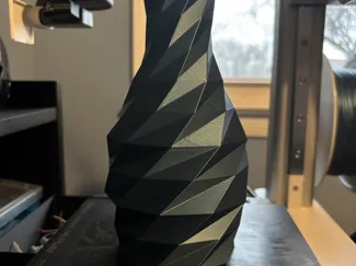 Low Poly Spiral Vase
