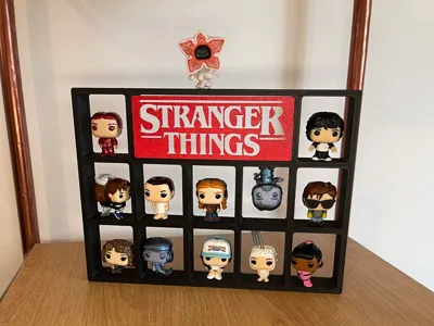 Stranger Things Kinder Joy Stand