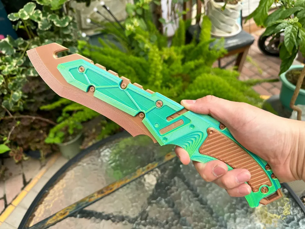 3Dプリント 近未来風軍刀 - 無料3Dモデル -MakerWorld