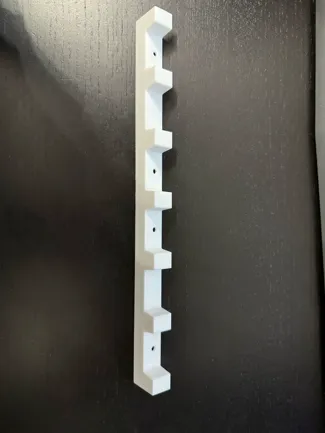 Beehive frame spacer
