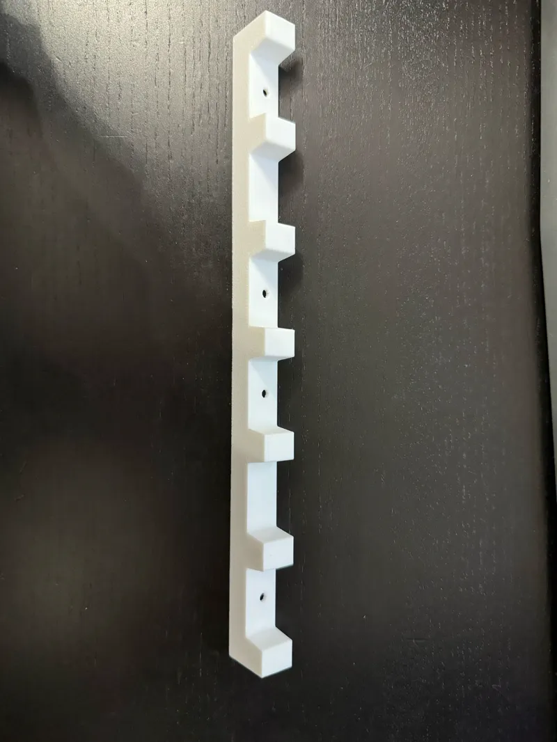 Beehive frame spacer