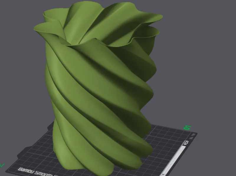 Twisted Clover Vase