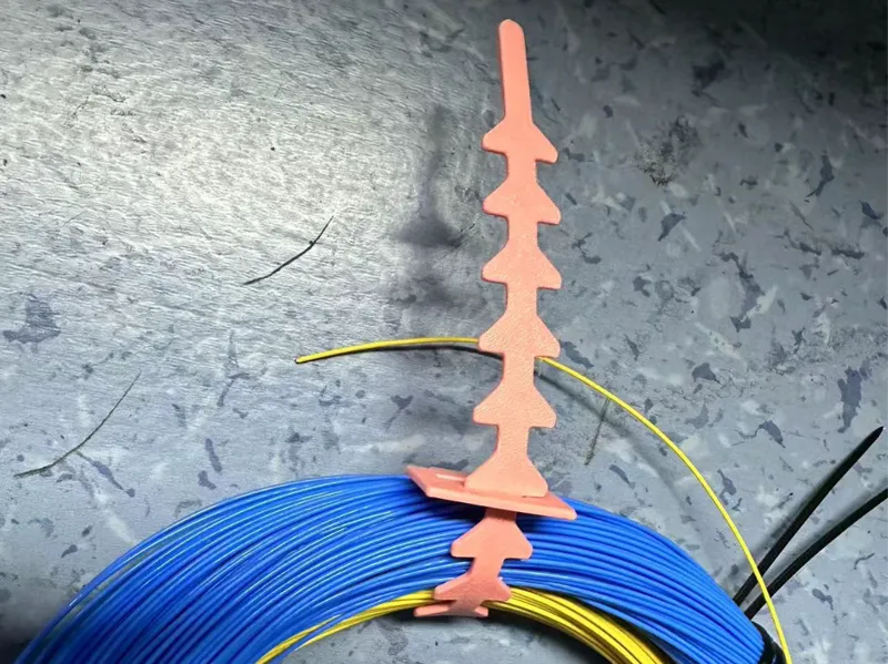 Fishbone cable ties（鱼骨扎带）