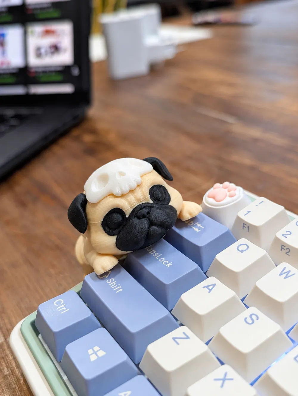 Flexi Pug [ Halloween ] - Free 3D Print Model - MakerWorld