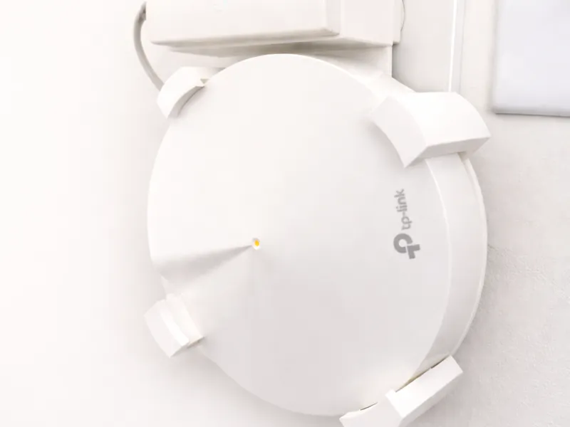 TP-Link Deco M9 Wall Outlet Mount Short-Tab Remix