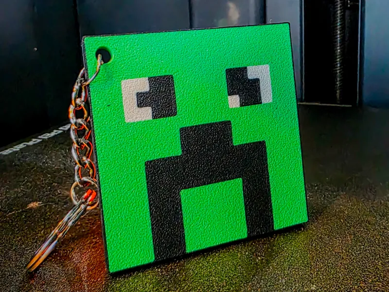 Googly-Pixel Eyed Minecraft Creeper | Keychain 