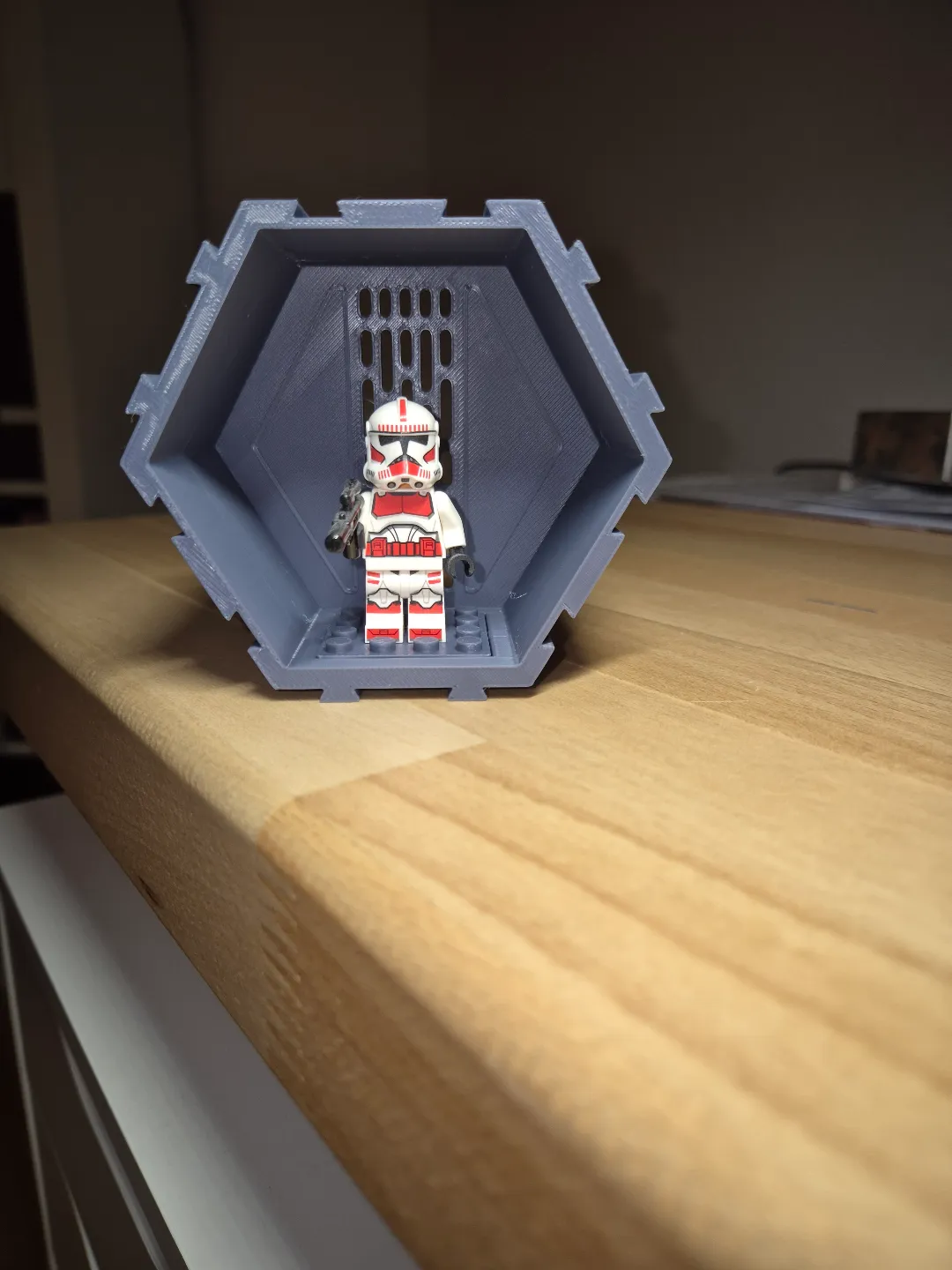 Star Wars NotLego Klemmbaustein Wall Mount view 3