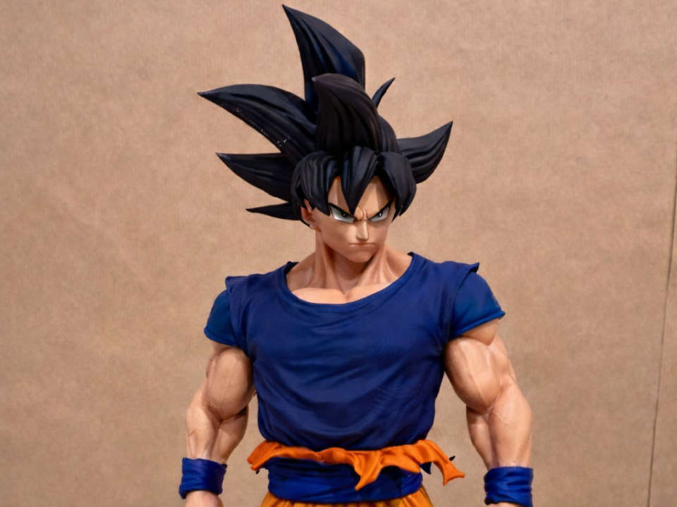 Son Goku Epic Standing