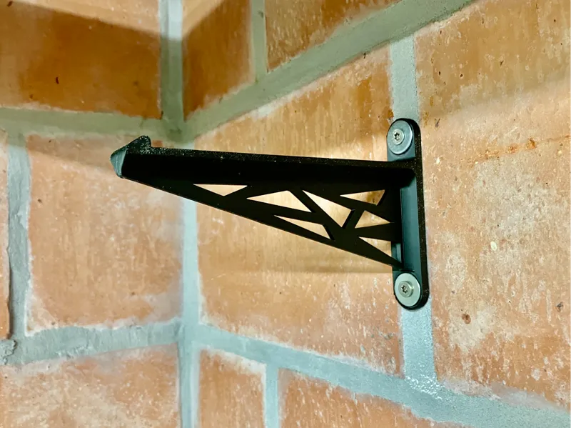 Wall bracket (strong)