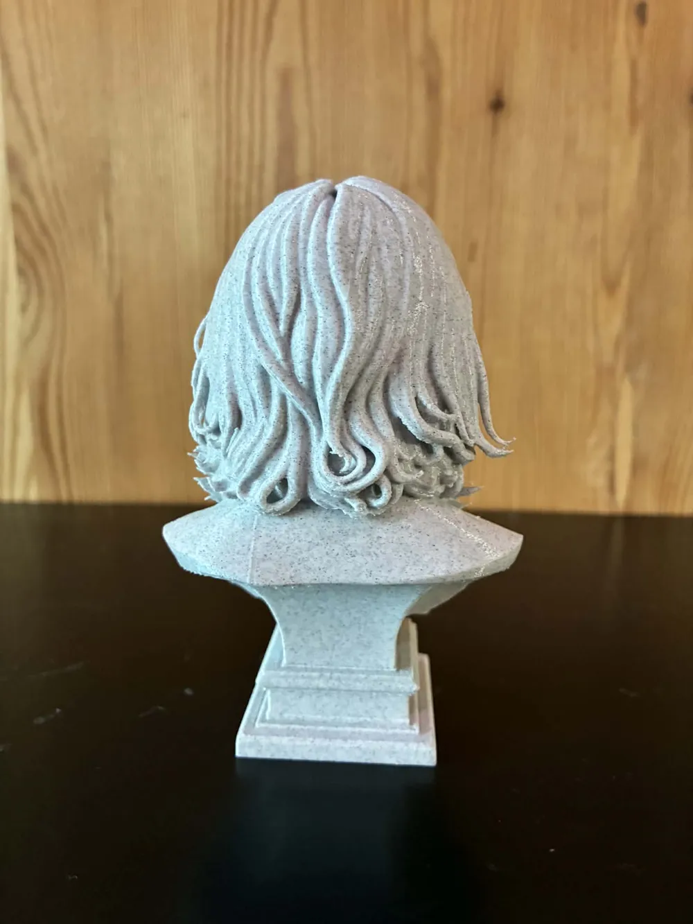 Kurt Donald Cobain – Bust - Free 3D Print Model - MakerWorld