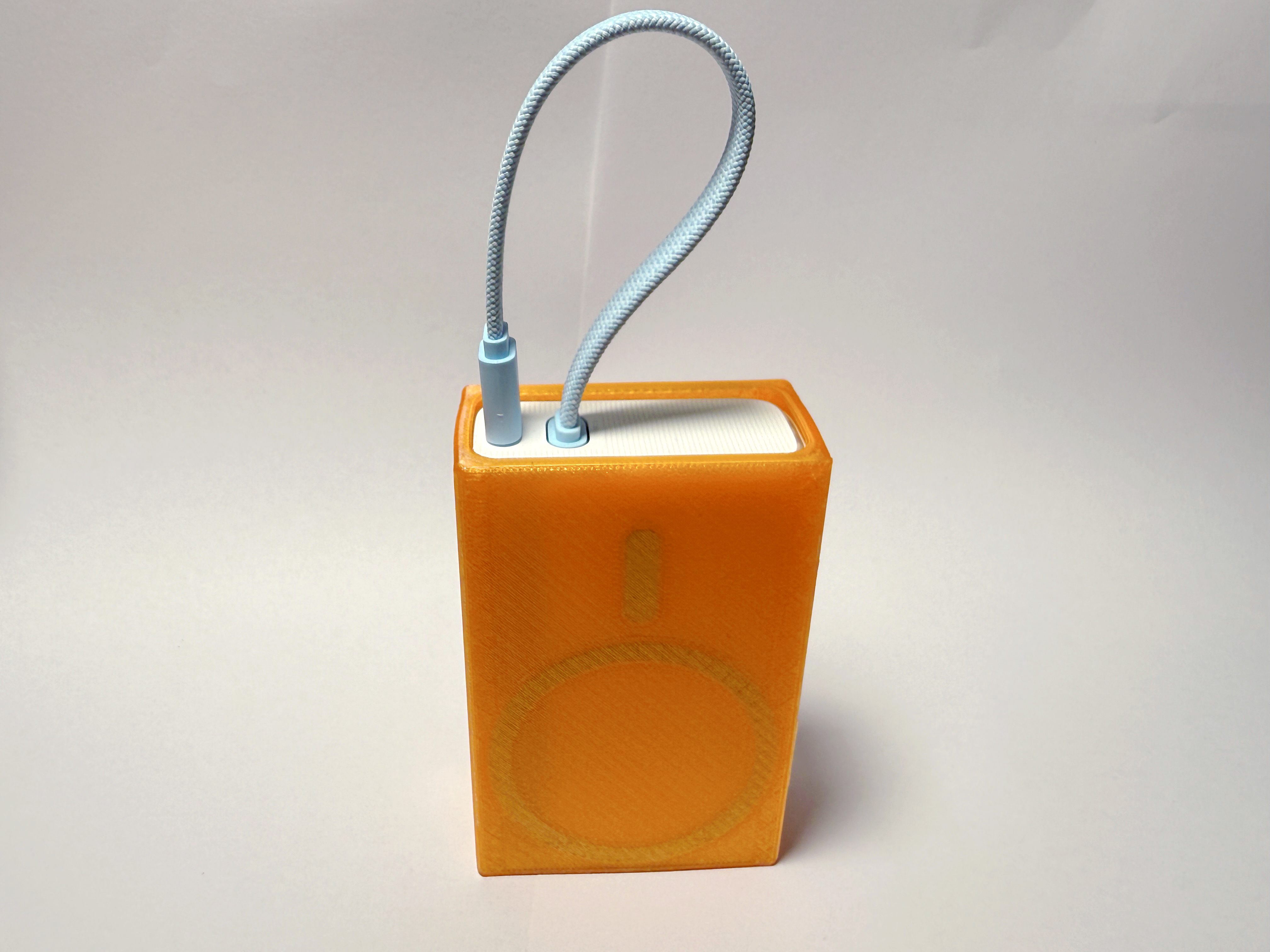 Miniatura 2 do modelo 3D 酷态科CP13充电宝磁吸外壳