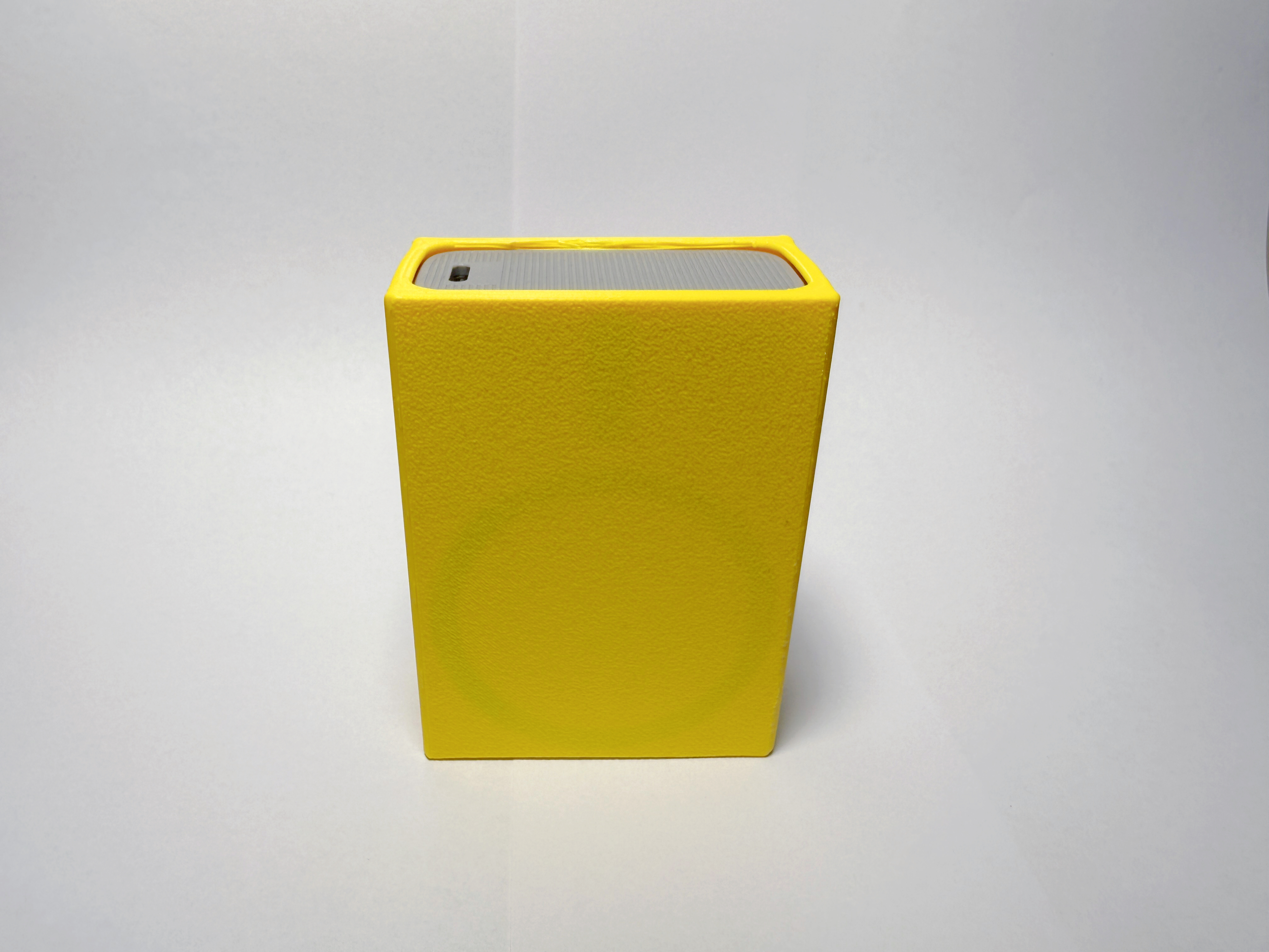 Miniatura 1 do modelo 3D 酷态科CP13充电宝磁吸外壳
