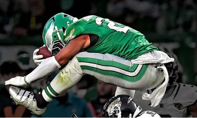 Saquon Barkley Backwards Hurdle HueForge