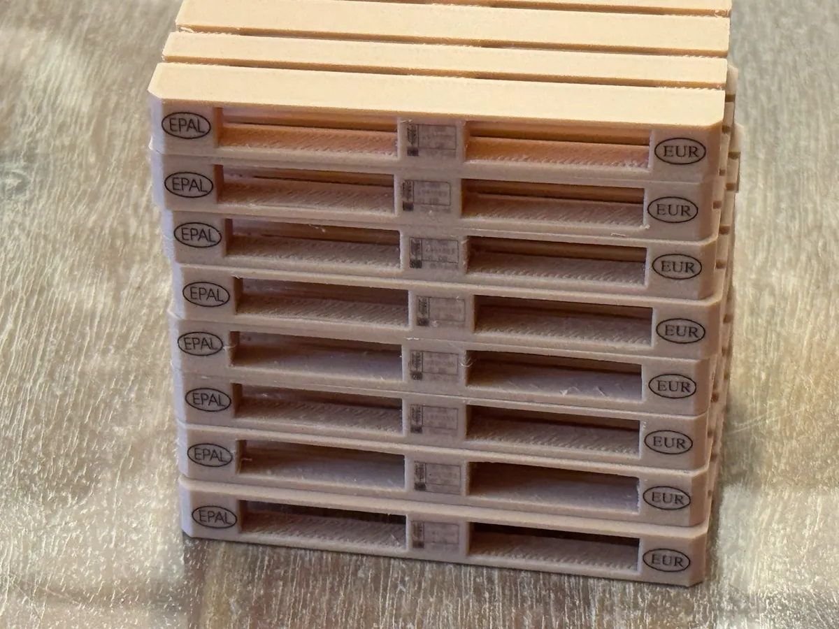Euro pallet 1:14 by Dieter MakerWorld: Download Free 3D Models - 3D model önizlemesi