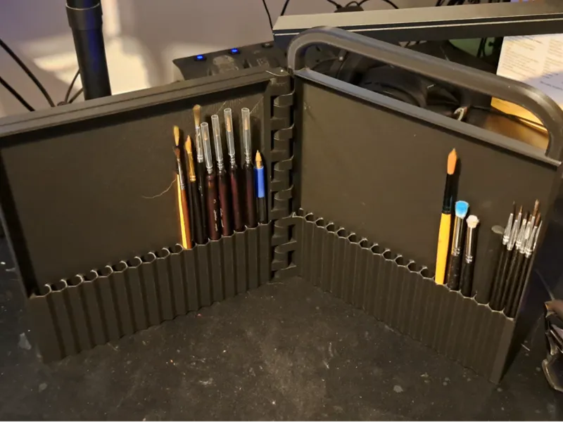 10mm marker and paint brush storage
