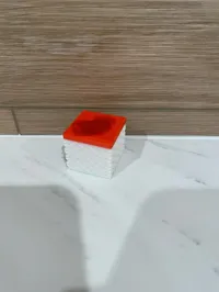Diamond patterned box