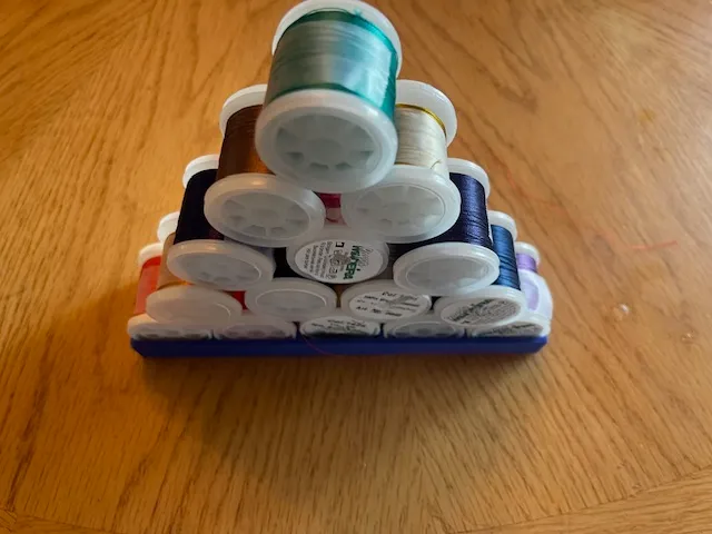 Bobbin holder 