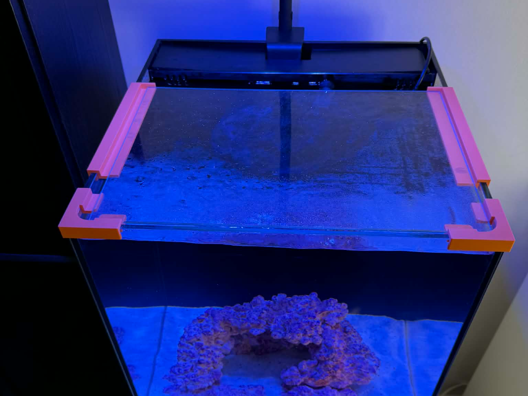 Water Box Aquariums holders for glass lid