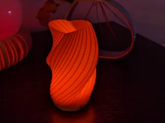 Heart Lamp (BambuLab Puck Lights)