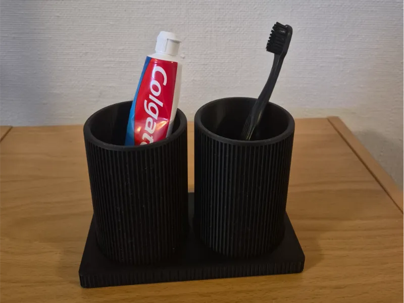 Ribbed Double Toothbrush Holder